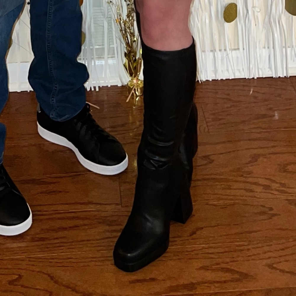Steve Madden High boots